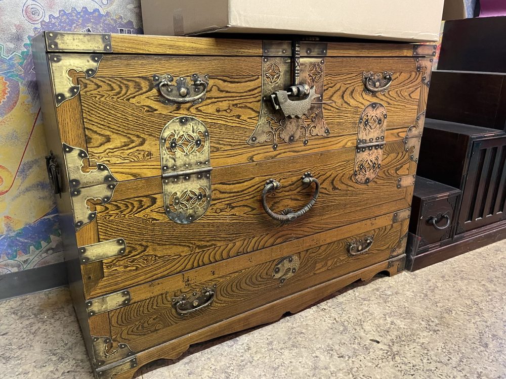 海外へ輸出した中古品・リユース品の事例4(陶器・骨董・雑貨など)
